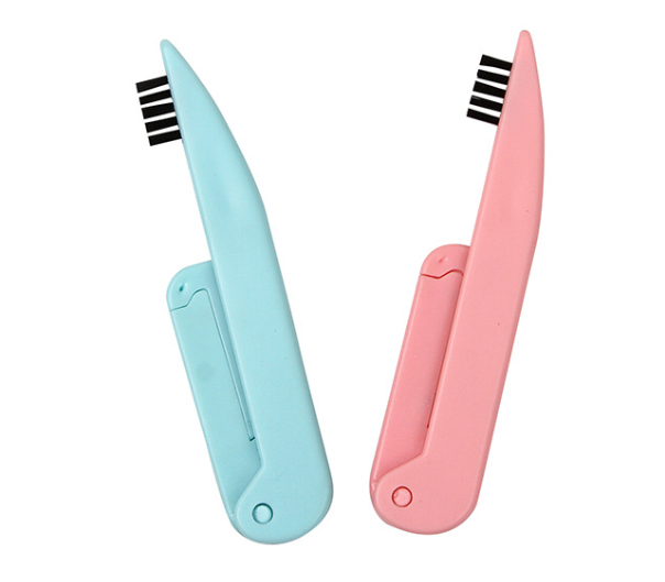 Multipurpose Dermaplaning Eyebrow Razor - Exfoliating Facial Trimmer for Peach Fuzz Removal